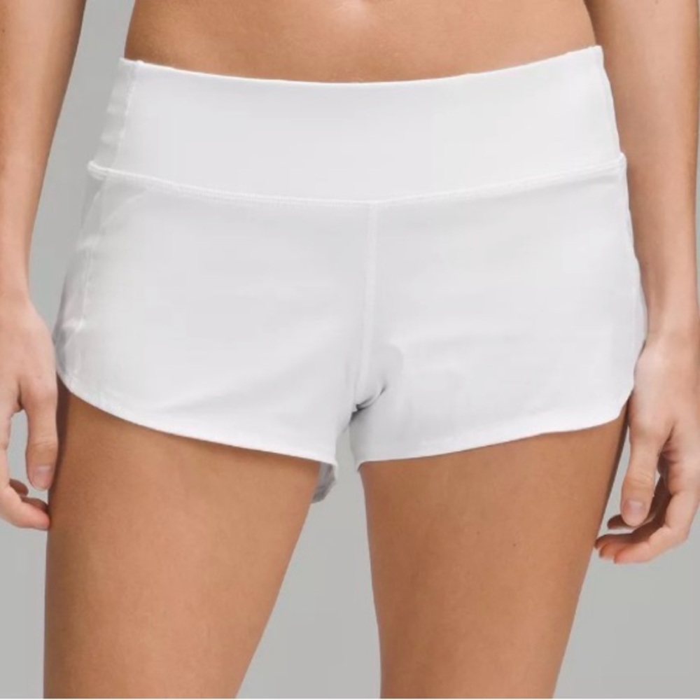Lululemon Women's White Speed Up 2.5 in Athletic Shorts